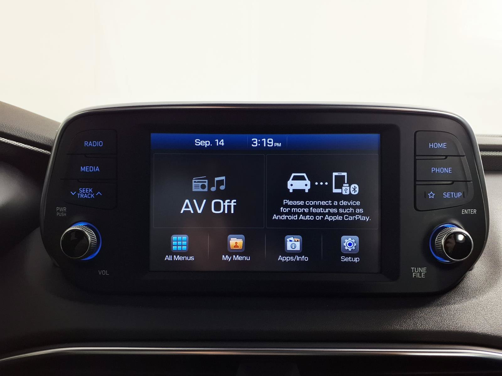 Used 2019 Hyundai Santa Fe SEL FWD image 18