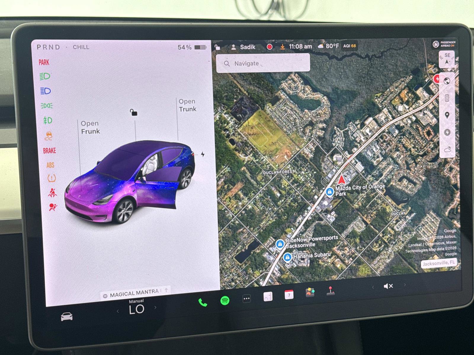 Used 2021 Tesla Model Y Long Range AWD/4WD image 25