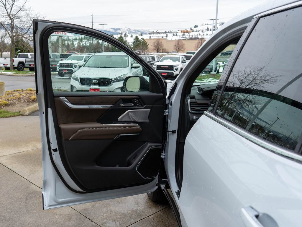 New 2026 GMC Acadia Denali Ultimate AWD/4WD image 19
