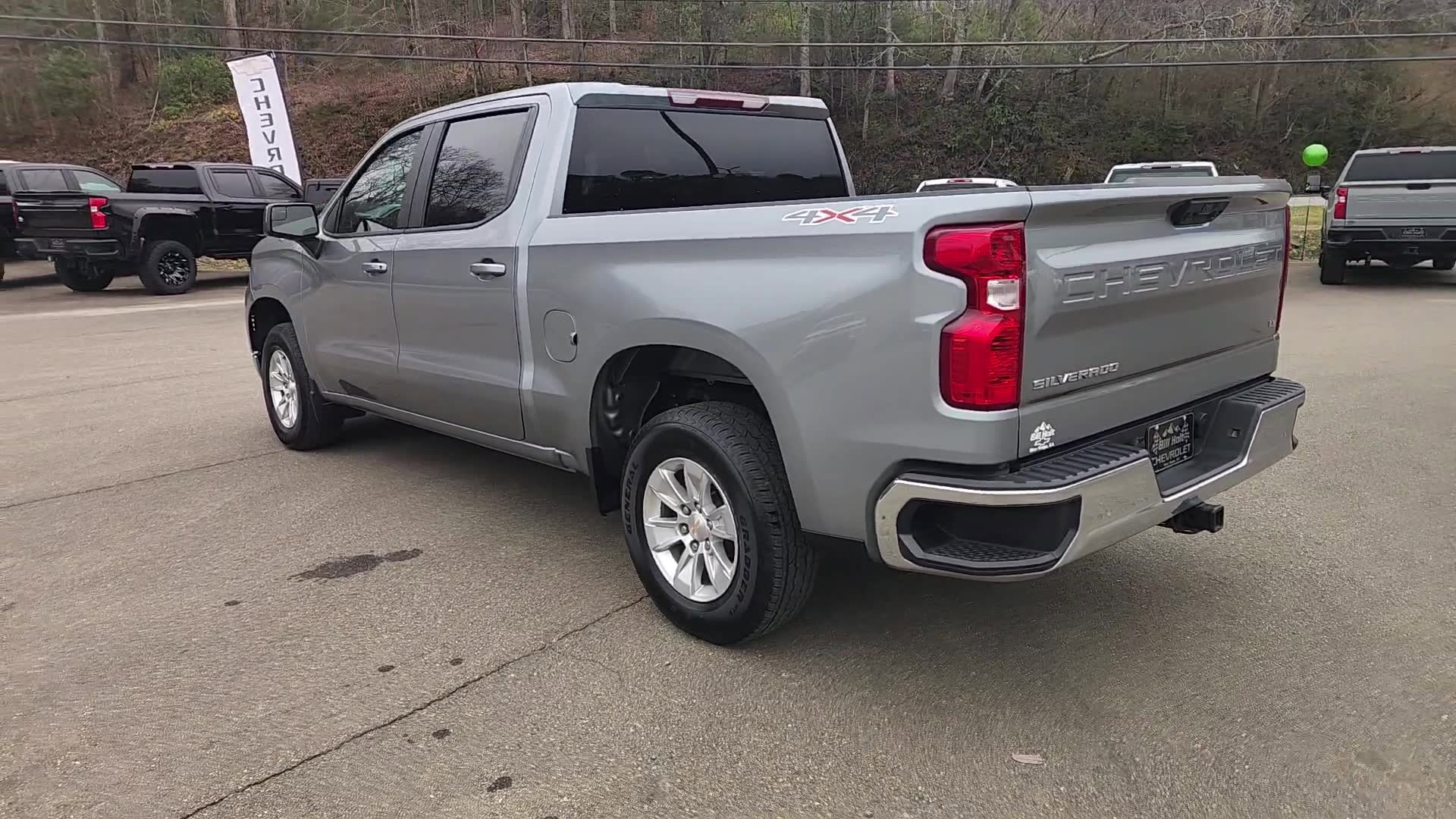 Used 2025 Chevrolet Silverado 1500 LT image 12