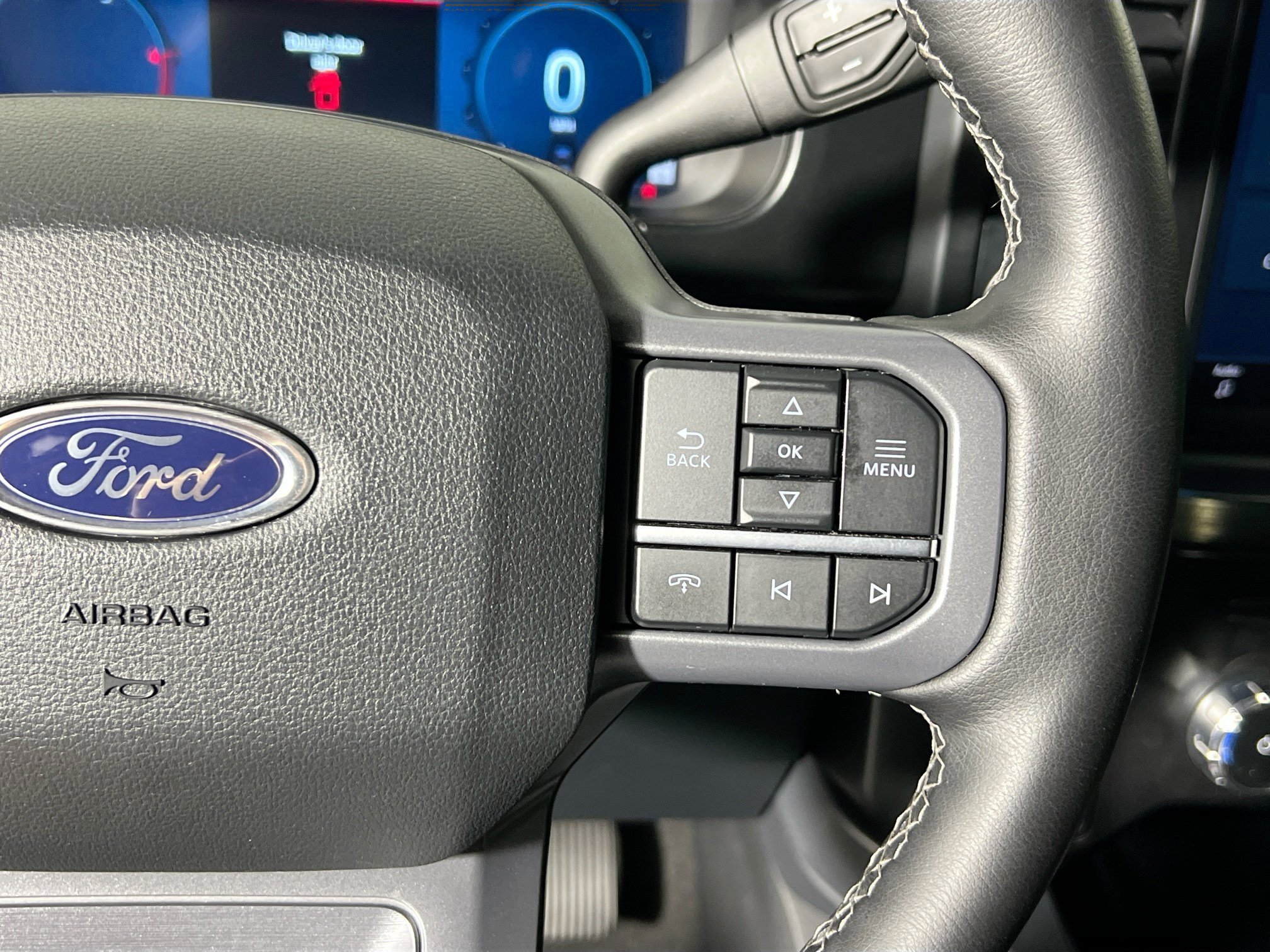 Used 2025 Ford F250 Lariat w/ Lariat Ultimate Package AWD/4WD image 19