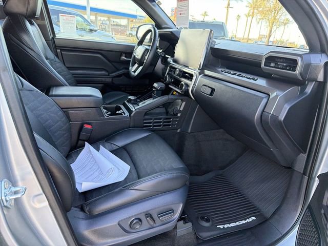 Certified 2024 Toyota Tacoma TRD Sport w/ TRD Sport Premium Package AWD/4WD image 27