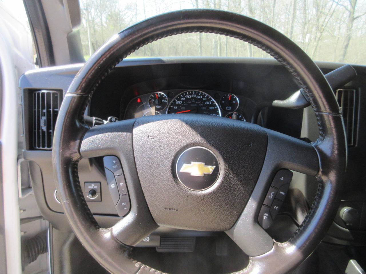 Used 2020 Chevrolet Express 2500 Extended RWD image 37