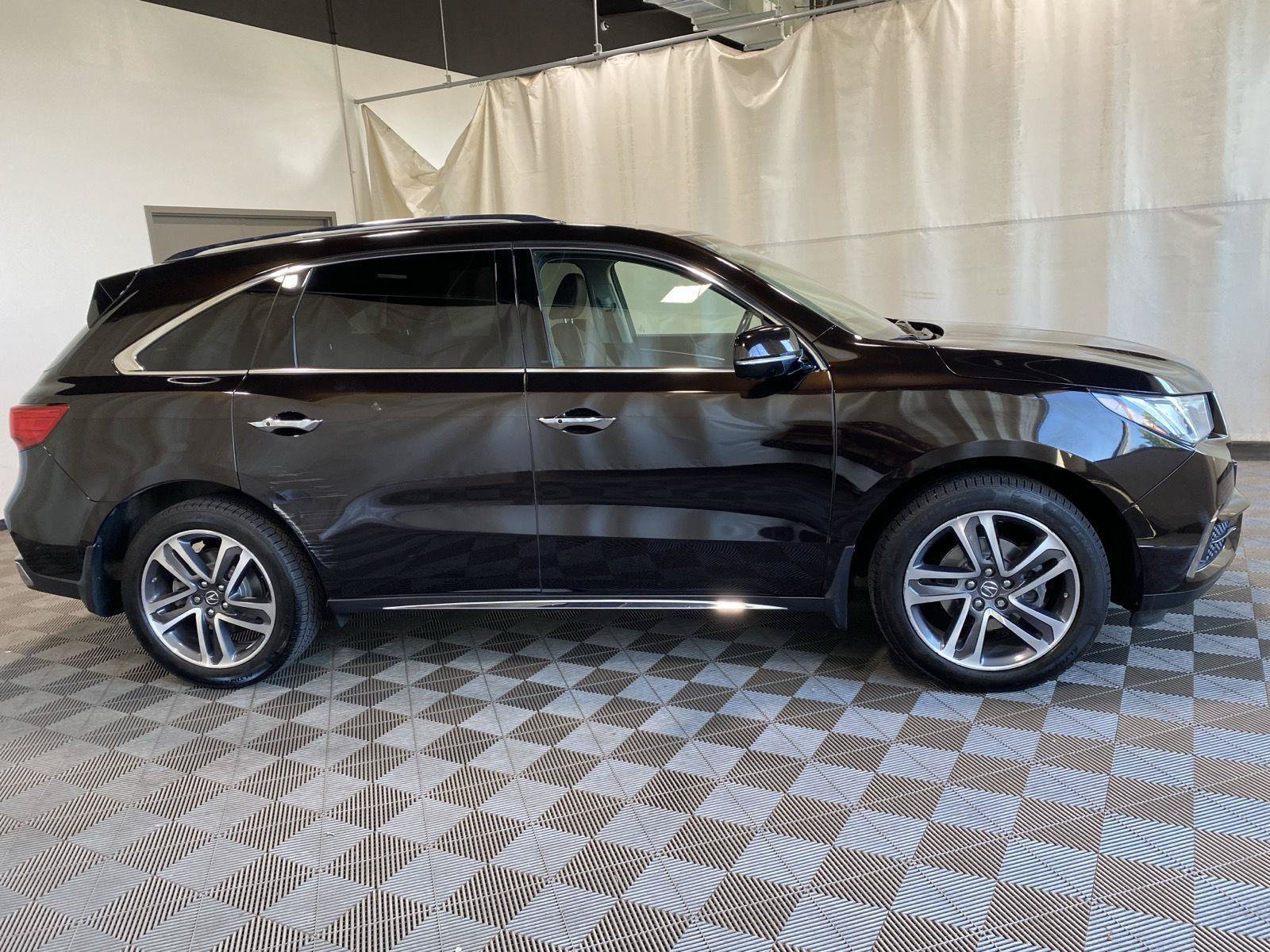 Used 2017 Acura MDX FWD w/ Advance Package image 8