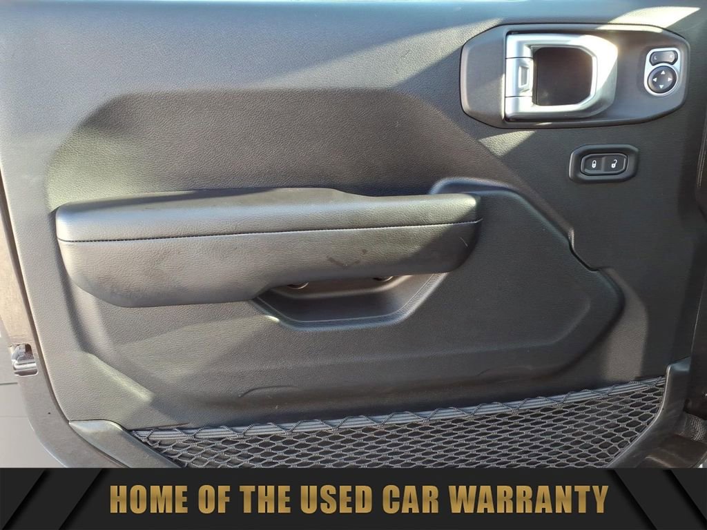 Used 2019 Jeep Wrangler Sport image 12