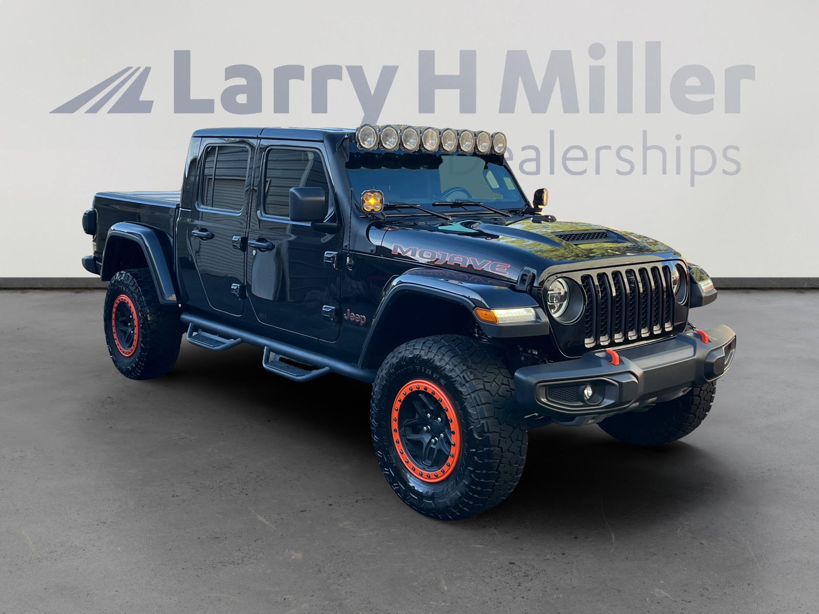 Used 2020 Jeep Gladiator Mojave AWD/4WD image 7
