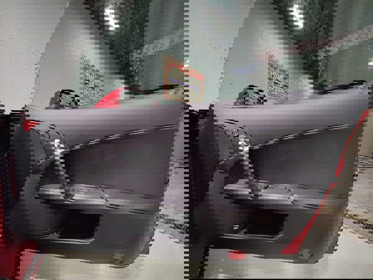 Used 2012 Chevrolet Corvette Grand Sport w/ 3LT Preferred Equipment Group image 10