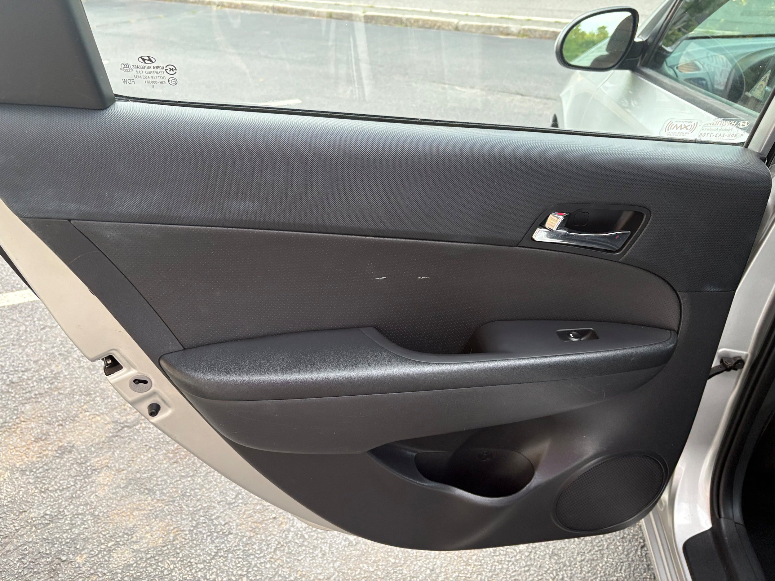 Used 2012 Hyundai Elantra FWD image 16