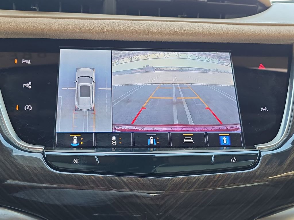 Certified 2025 Cadillac XT6 Sport w/ Platinum Package image 15