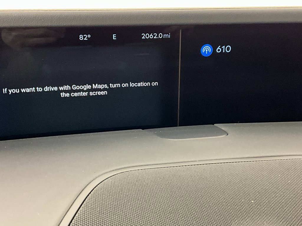 Used 2025 Lincoln Nautilus Premier w/ Jet Appearance Package image 15