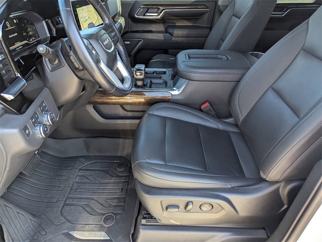 Used 2022 GMC Sierra 1500 Elevation w/ Elevation Premium Package image 10