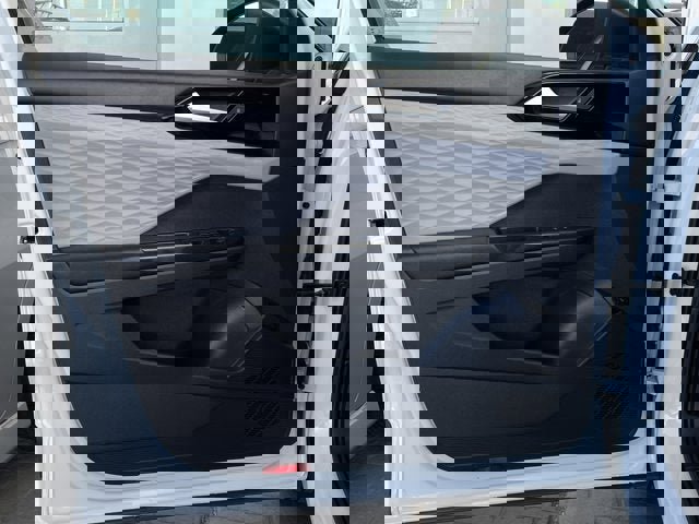 Used 2022 Volkswagen Taos S image 9