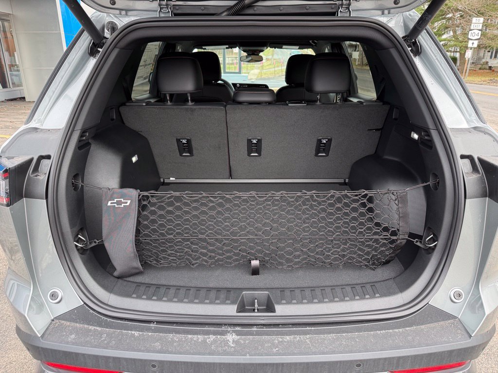 Used 2026 Chevrolet Equinox ACTIV FWD image 28