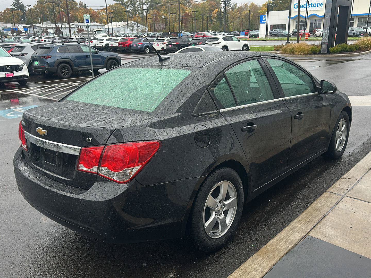Used 2014 Chevrolet Cruze LT FWD image 4