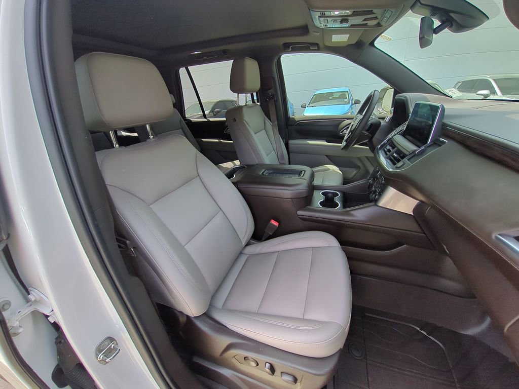Used 2021 Chevrolet Tahoe LT image 36