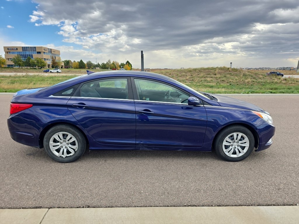 Used 2011 Hyundai Sonata GLS image 6