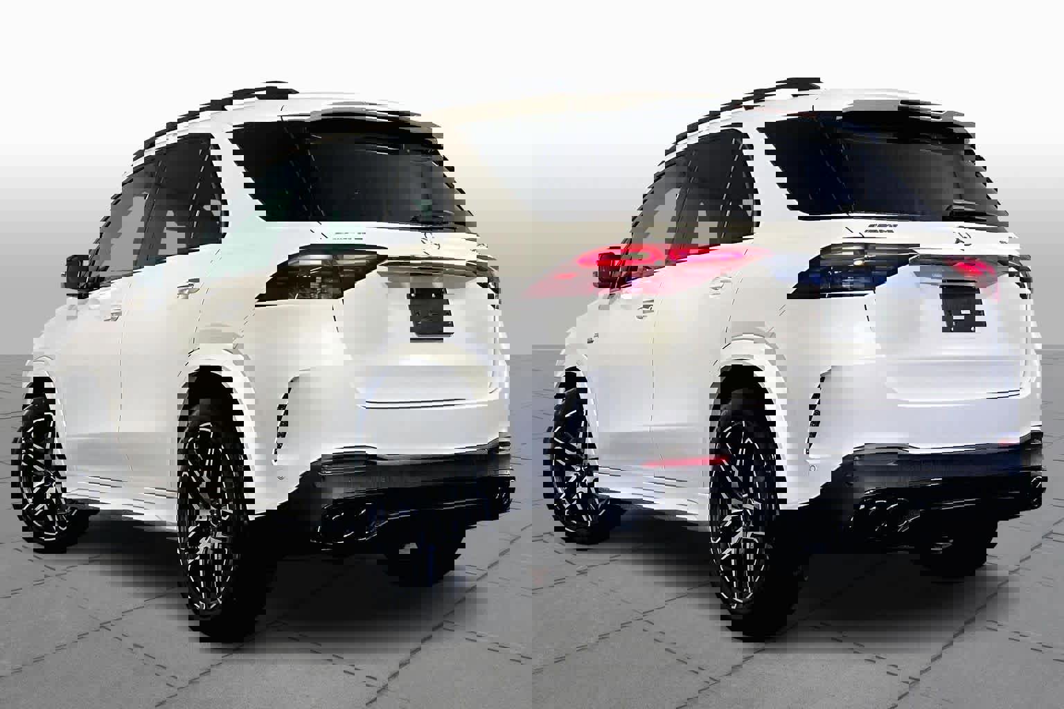 New 2026 Mercedes-Benz GLE 53 AMG 4MATIC image 3