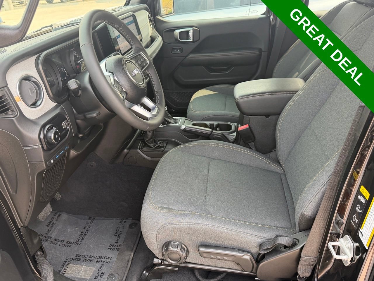 Used 2025 Jeep Wrangler Unlimited Sahara w/ Safety Group AWD/4WD image 29