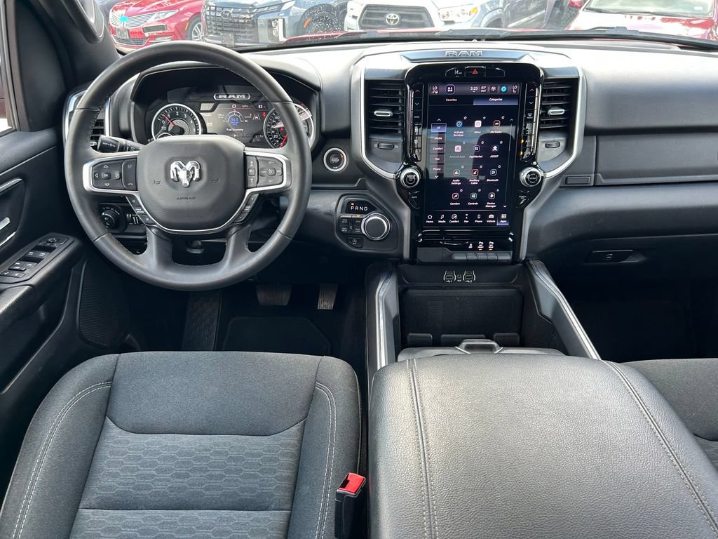 Used 2025 RAM 1500 Big Horn AWD/4WD image 17
