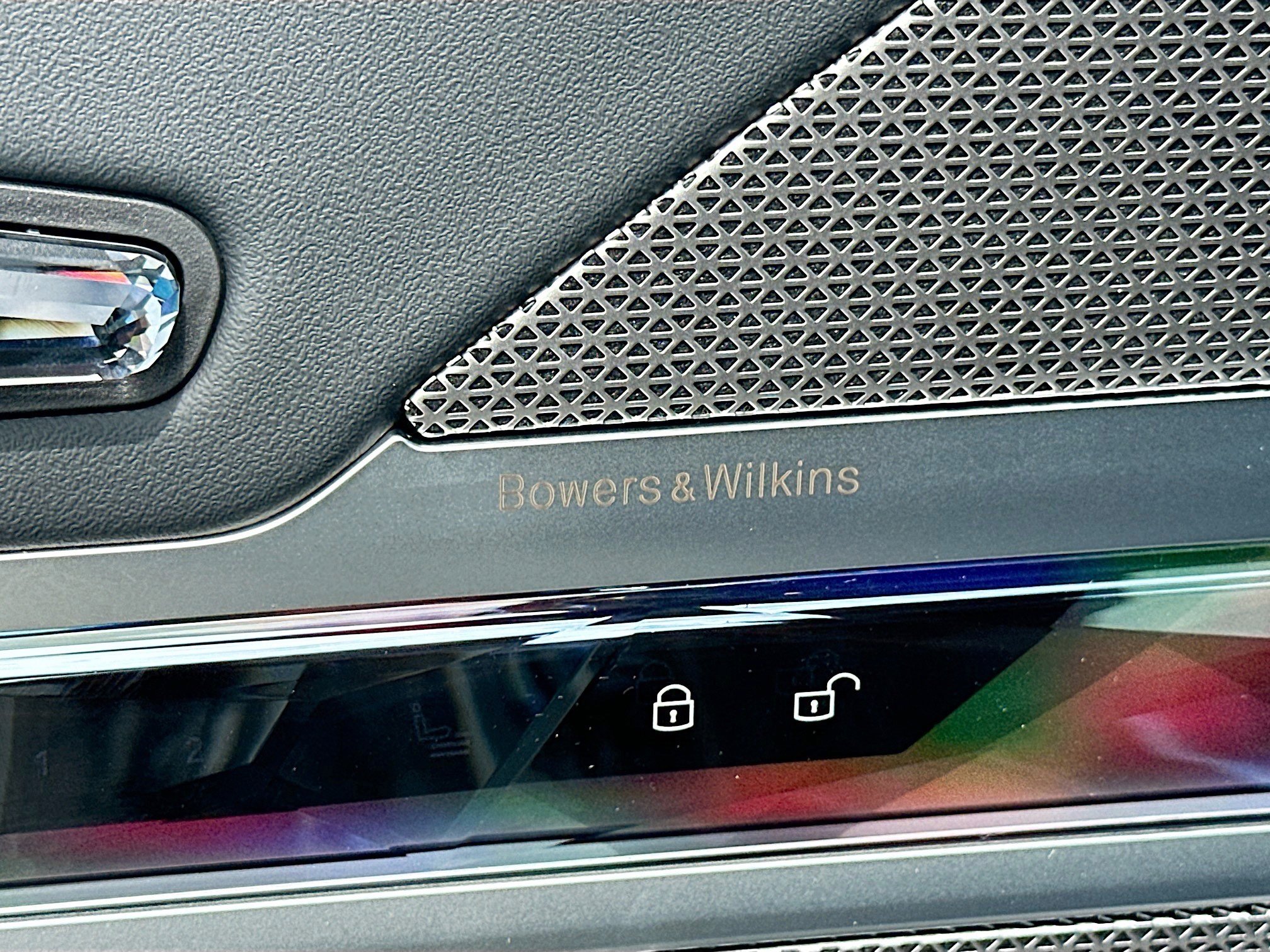 Used 2025 BMW 760i xDrive w/ Executive Package image 19