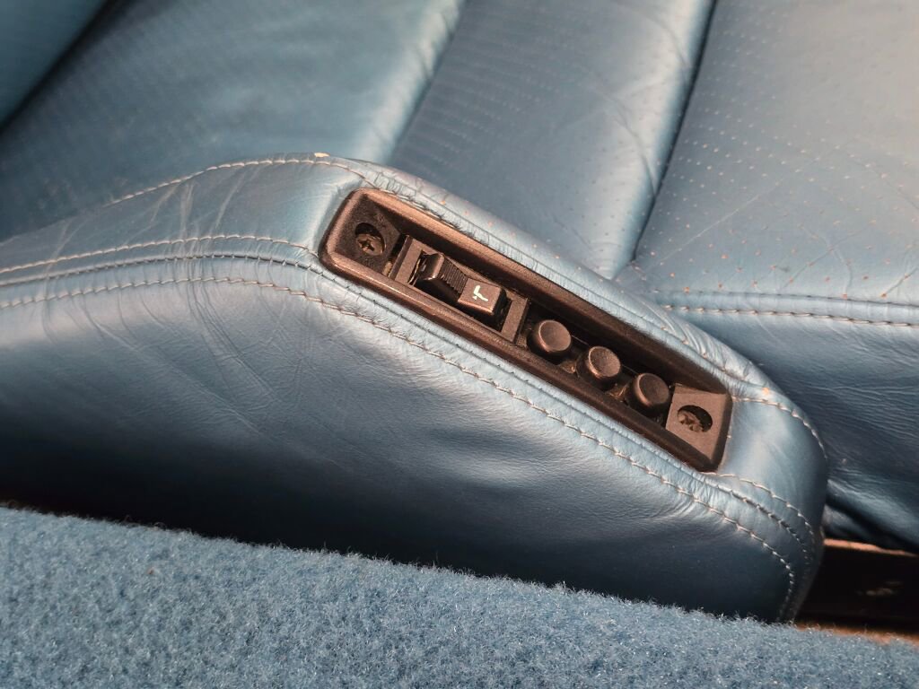 Used 1988 Chevrolet Corvette Convertible image 76