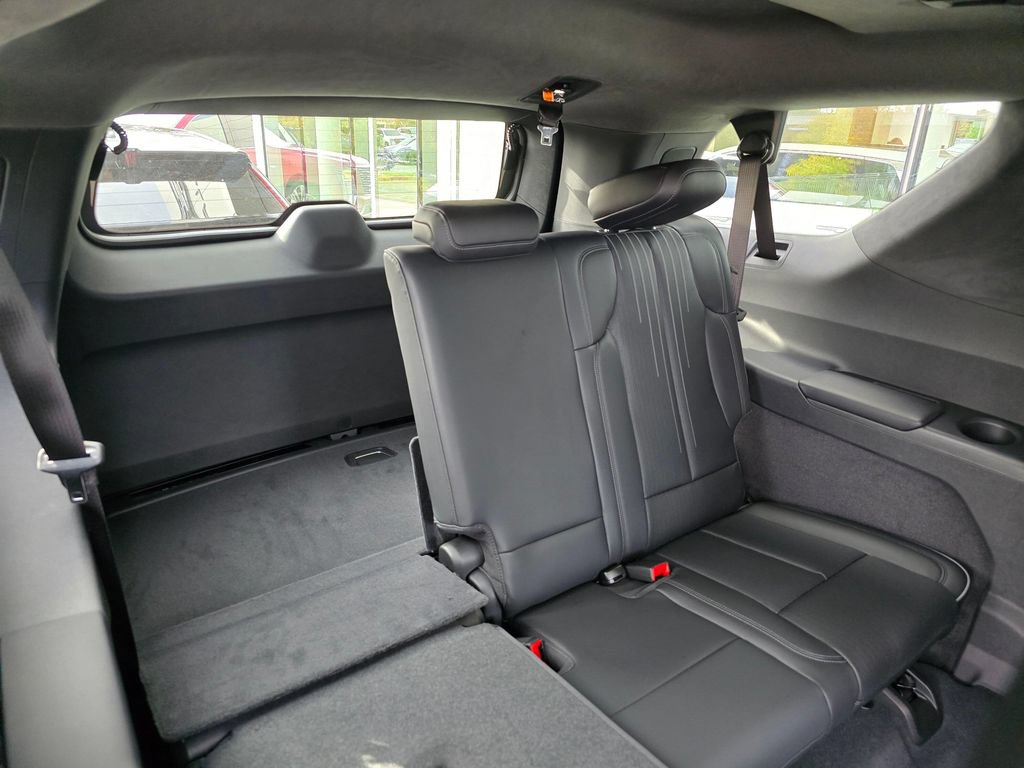 New 2026 Cadillac Escalade IQL Sport 2 AWD/4WD image 15