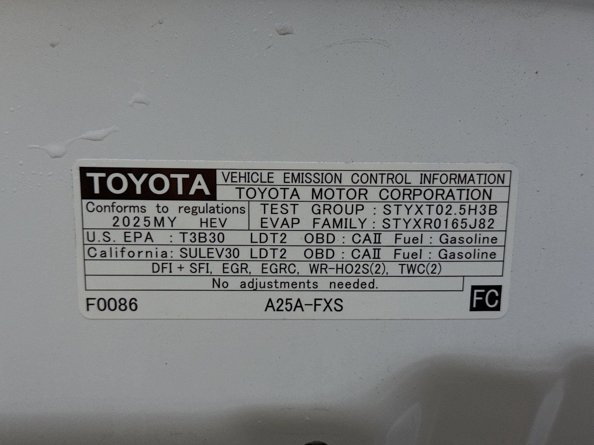 Used 2025 Toyota RAV4 LE image 18