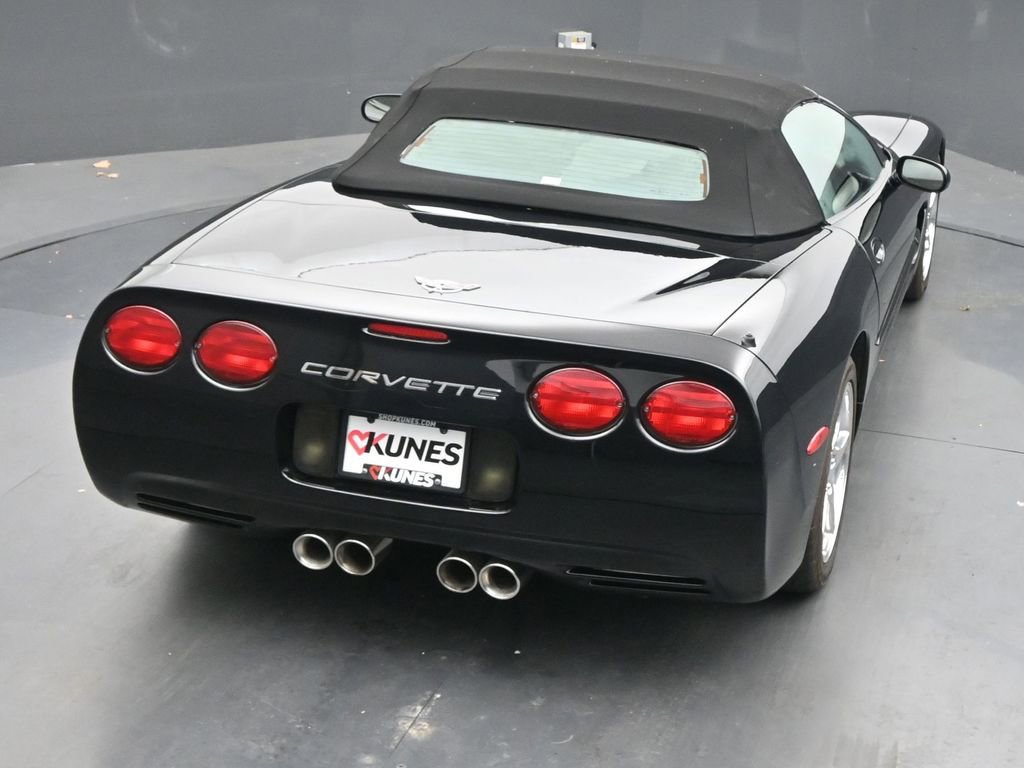 Used 2003 Chevrolet Corvette Convertible w/ Preferred Equipment Group1 image 48