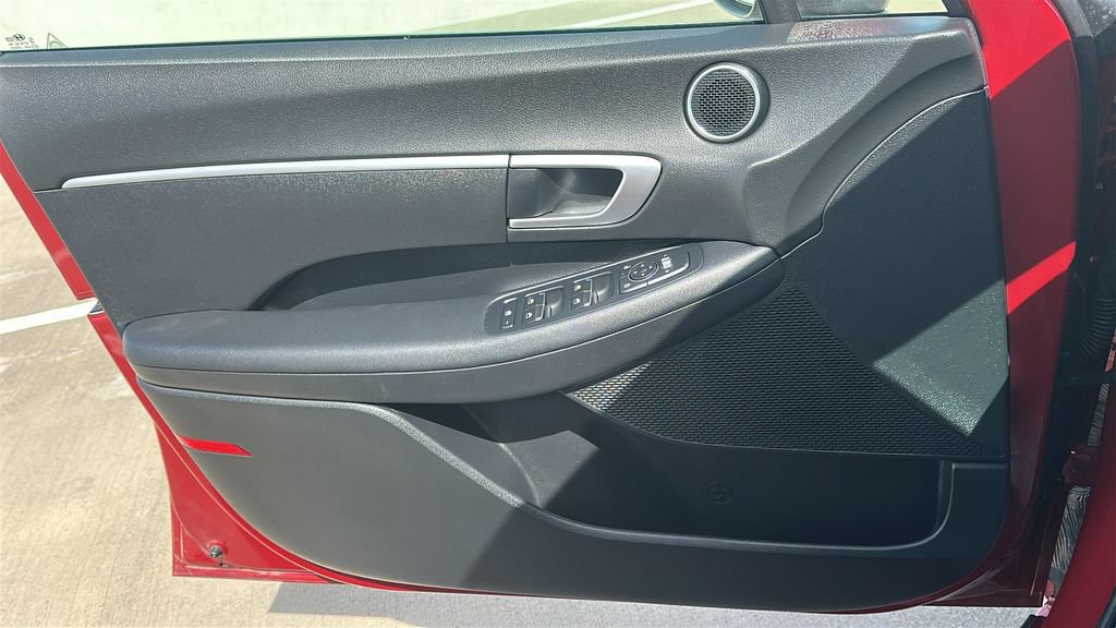 Used 2026 Hyundai Sonata SE FWD image 19