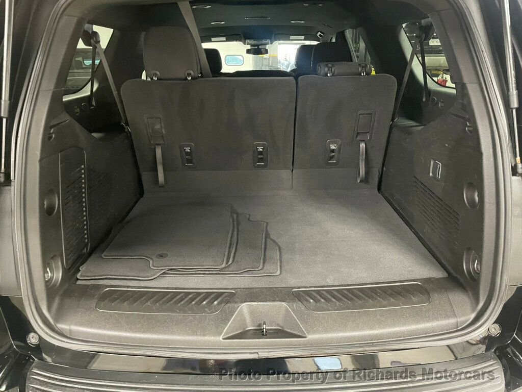 Used 2023 Chevrolet Suburban LS AWD/4WD image 15