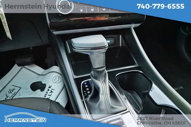 Certified 2024 Hyundai Santa Cruz SE image 11