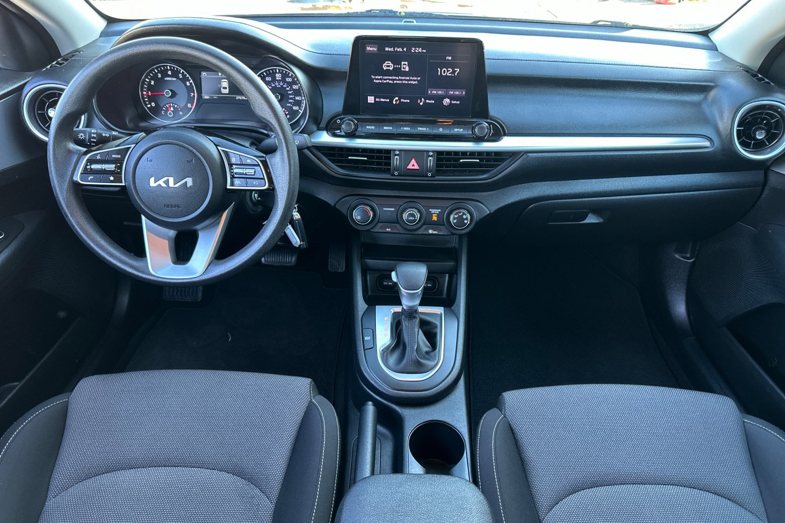 Used 2023 Kia Forte LXS w/ LXS Technology Package image 14