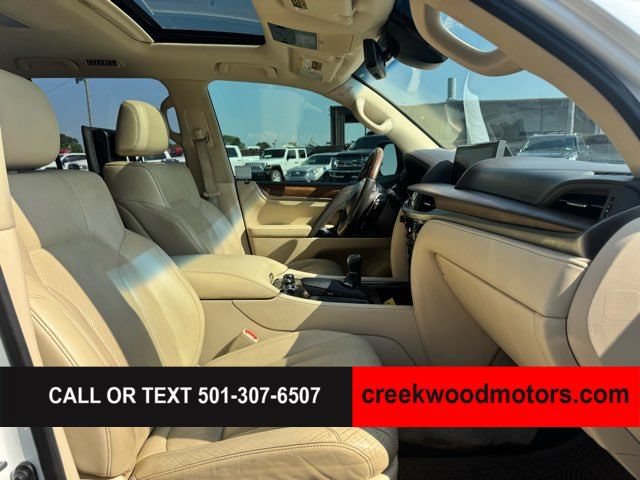 Used 2018 Lexus LX 570 4WD w/ Luxury Package image 11