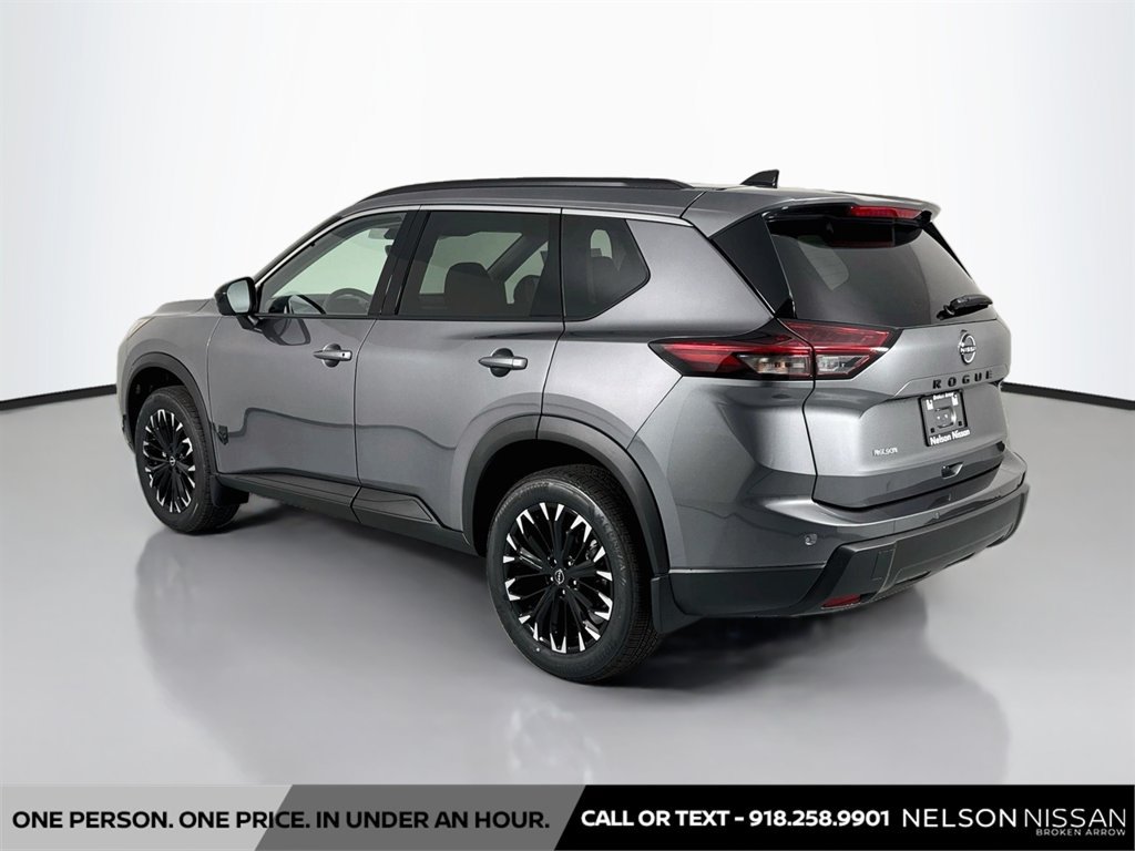 New 2026 Nissan Rogue Dark Armor FWD image 7
