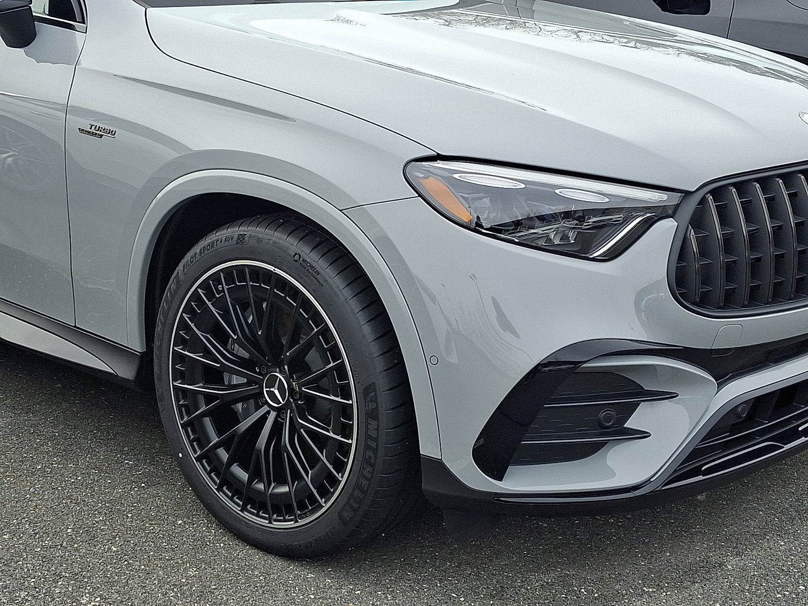 New 2026 Mercedes-Benz GLC 43 AMG 4MATIC image 7