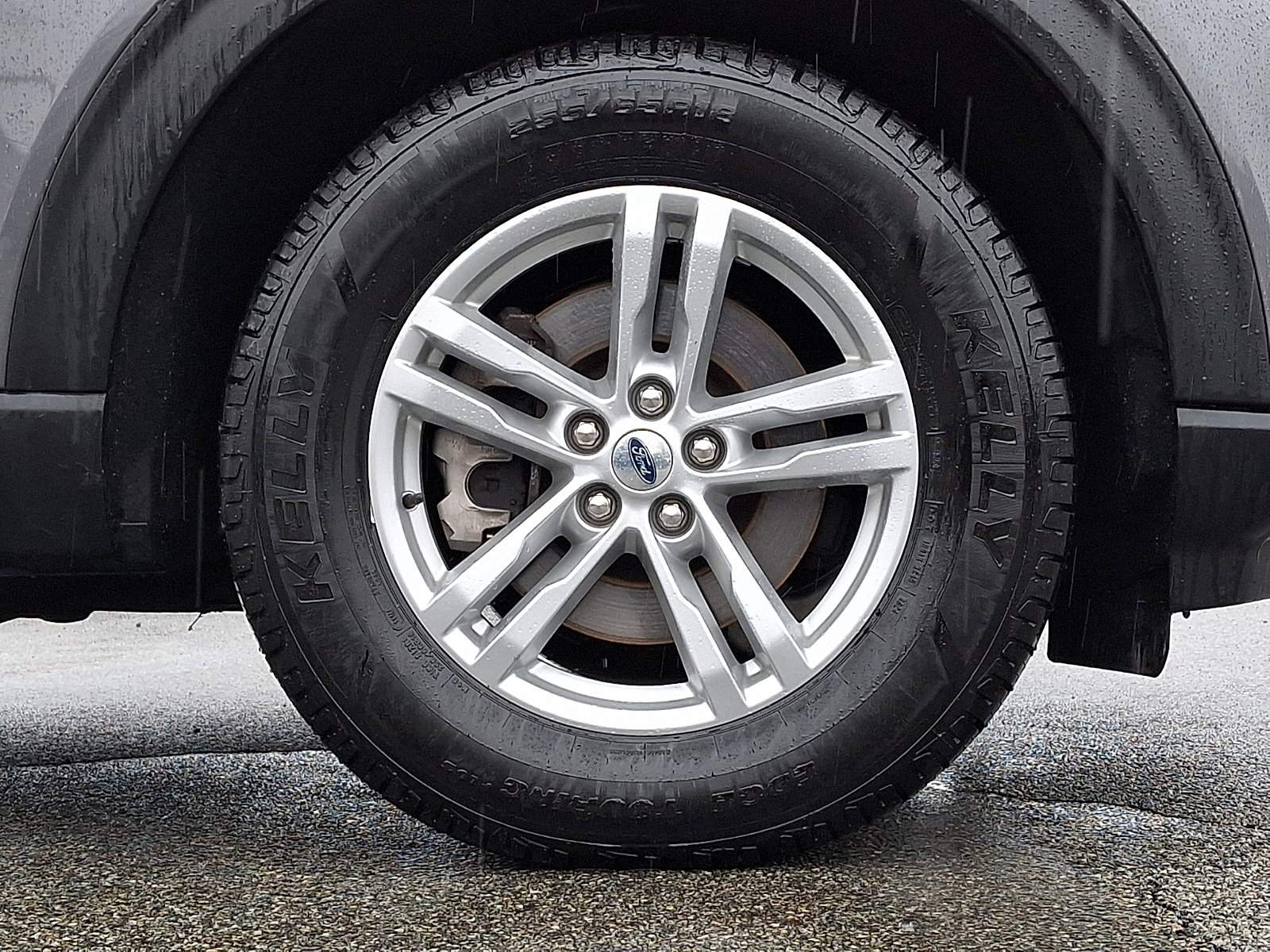 Used 2022 Ford Explorer XLT image 28