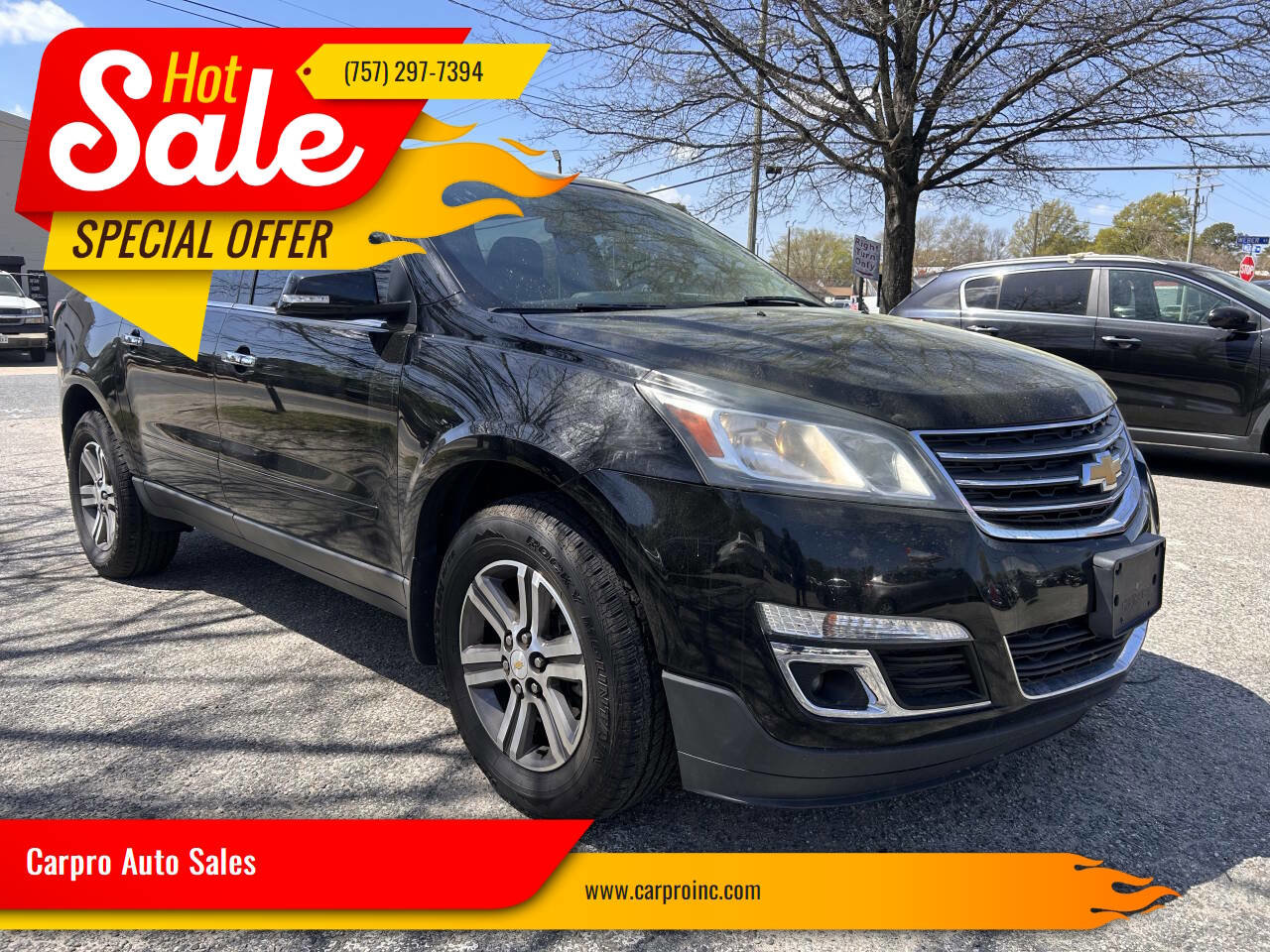 Used 2016 Chevrolet Traverse LT image 1