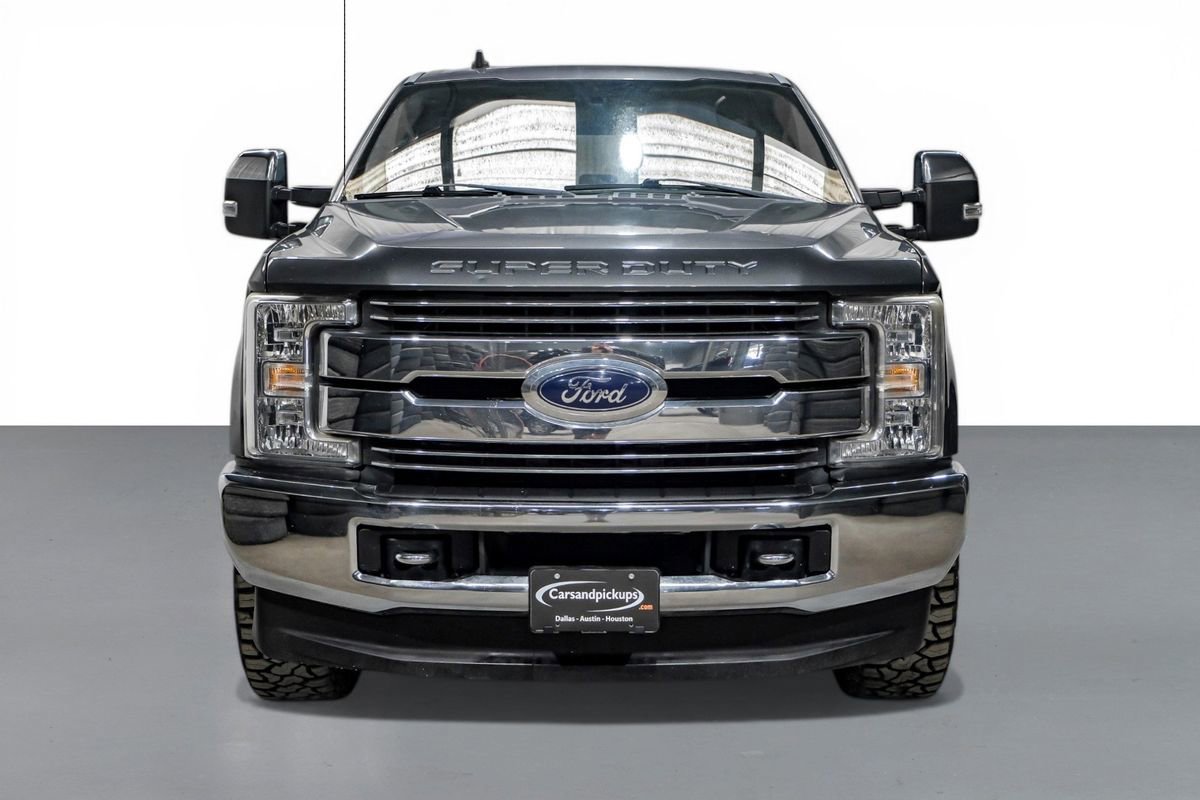 Used 2019 Ford F350 Lariat w/ Chrome Package AWD/4WD image 3