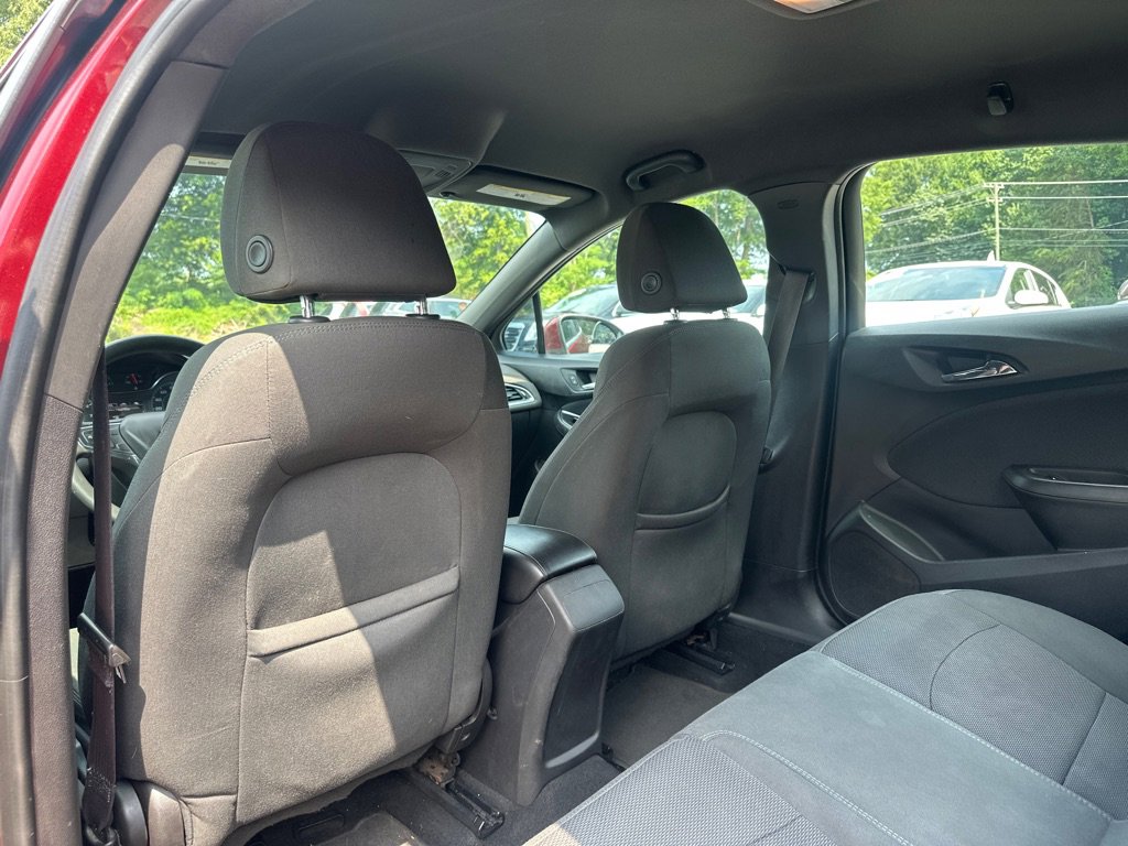 Used 2016 Chevrolet Cruze LT w/ RS Package image 13