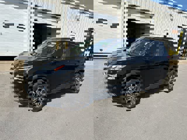 Used 2023 Nissan Rogue SV AWD/4WD image 16