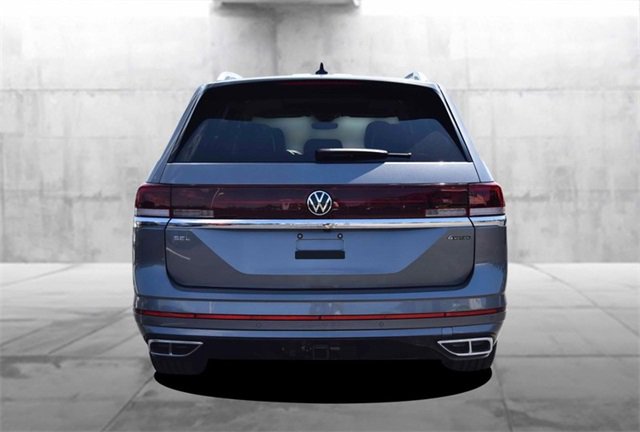 Used 2024 Volkswagen Atlas SEL Premium R-Line image 6