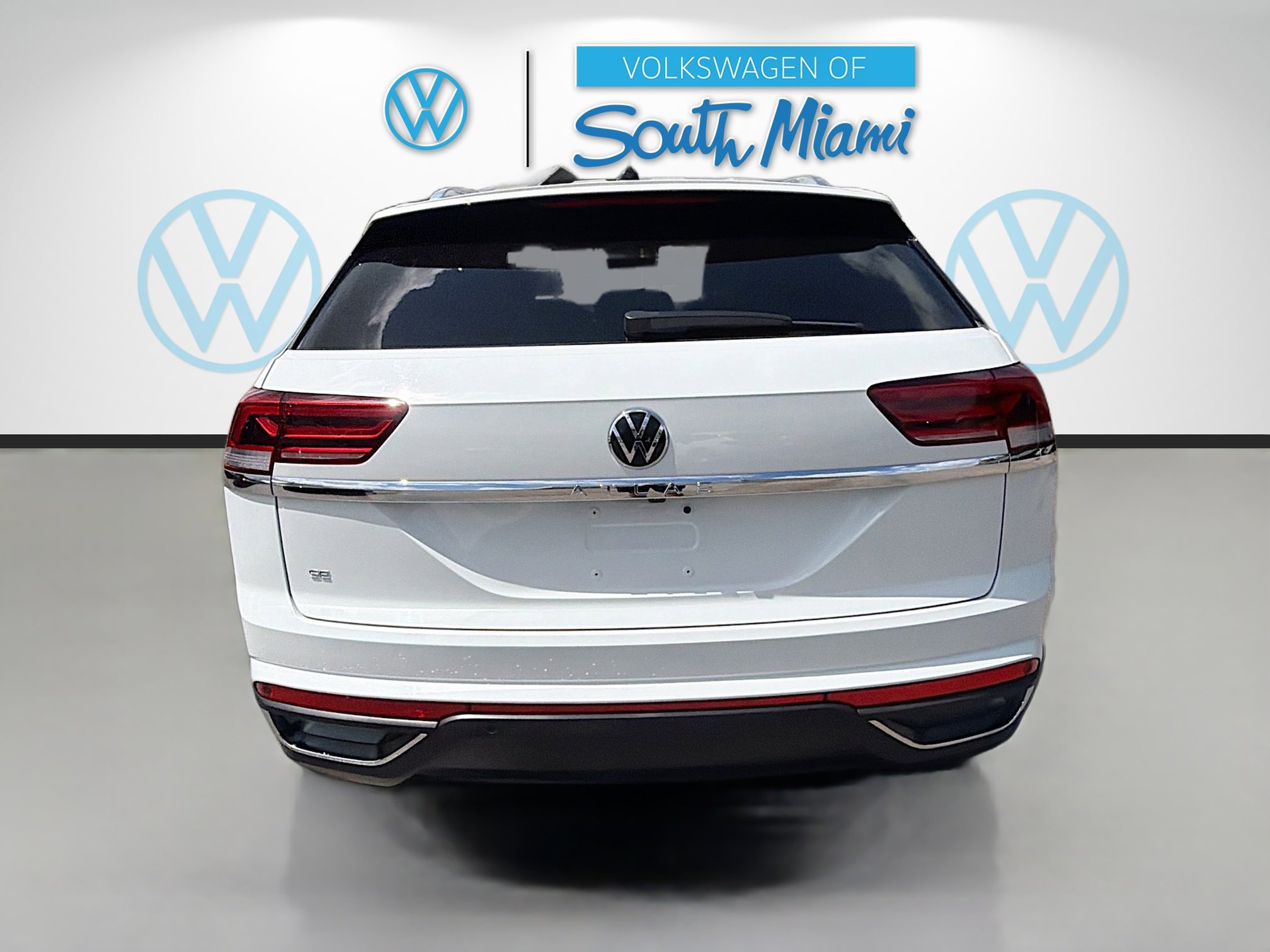 Used 2023 Volkswagen Atlas Cross Sport SE w/ Black Wheel Package image 6