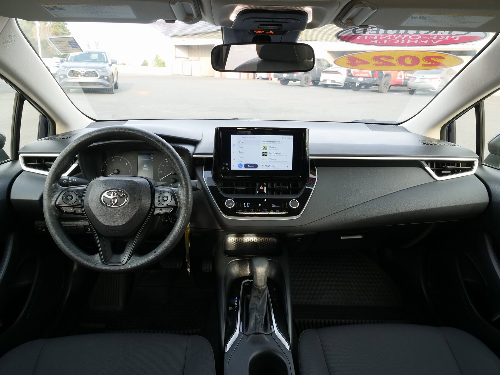Used 2024 Toyota Corolla LE image 19