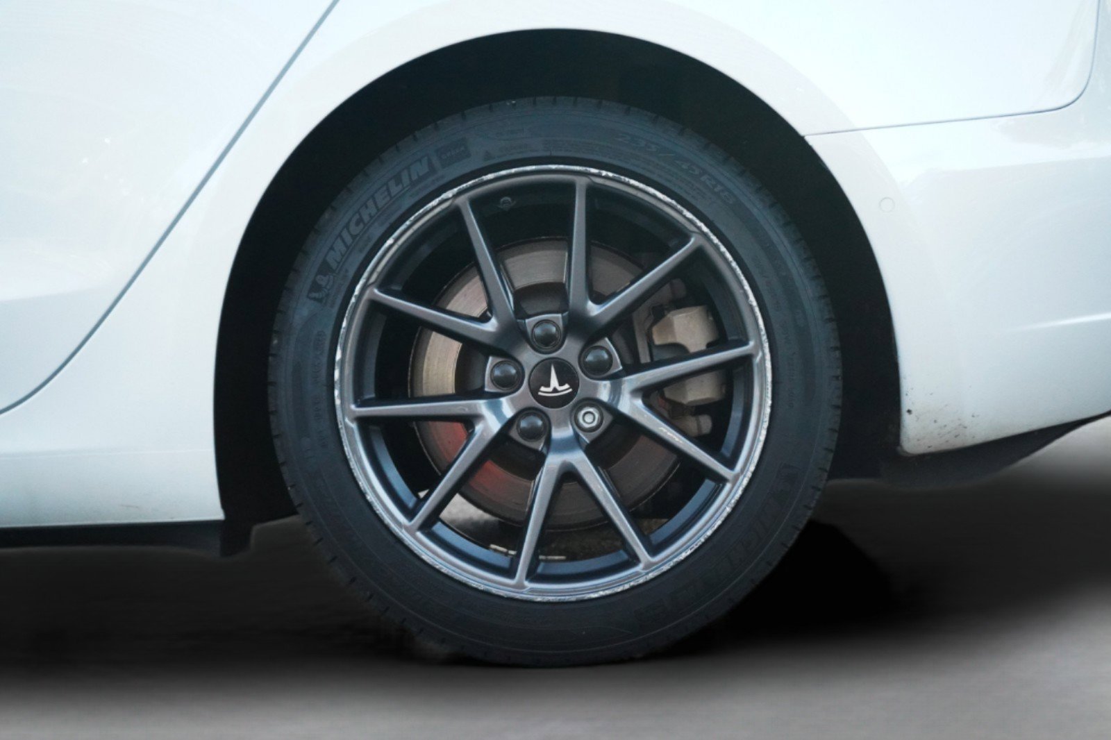 Used 2021 Tesla Model 3 Standard Range Plus image 22