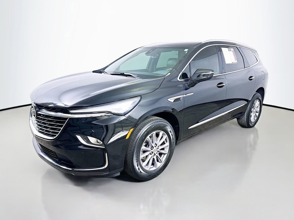 Used 2024 Buick Enclave Essence w/ Technology Package image 3