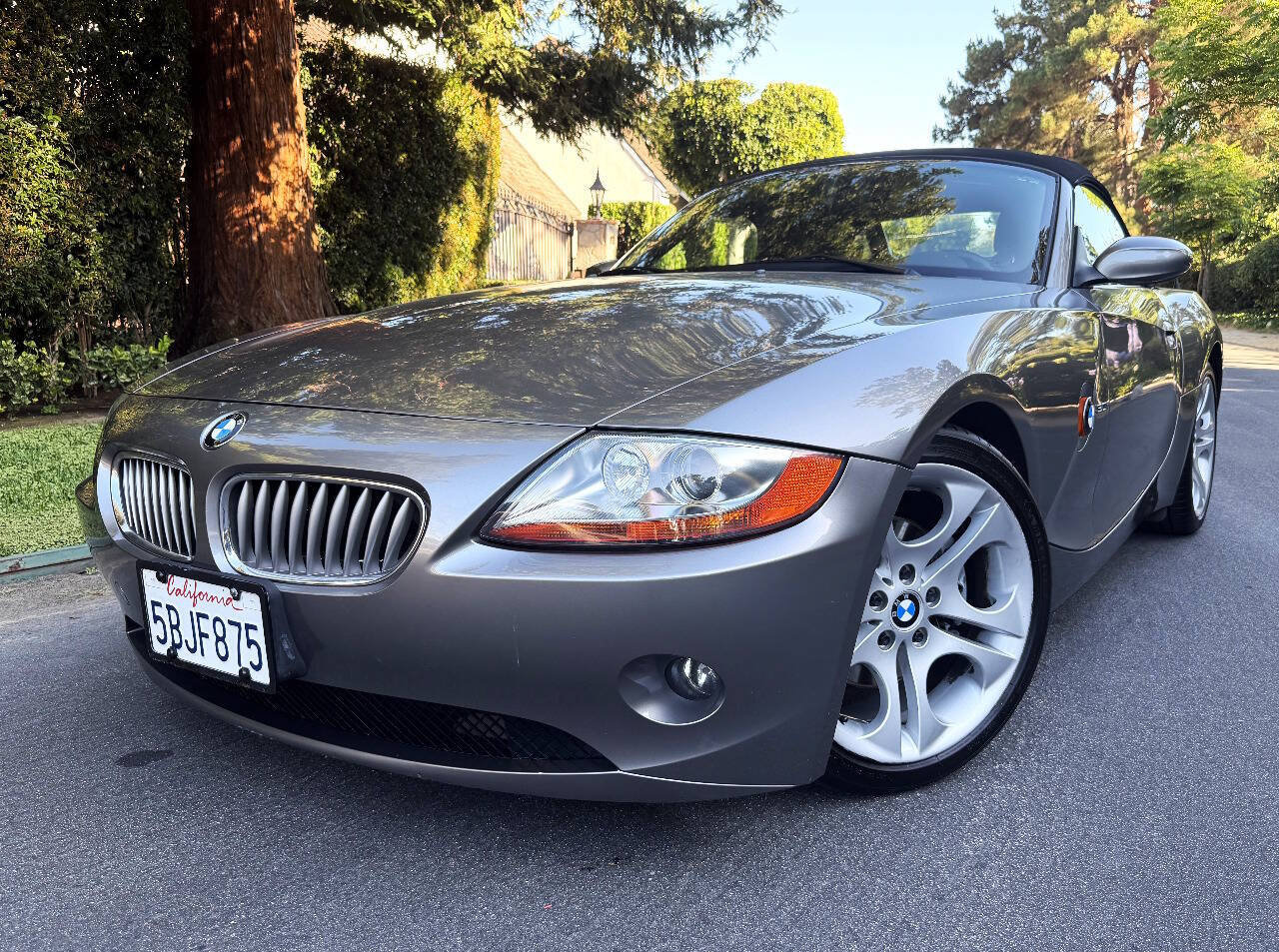 Used 2003 BMW Z4 3.0i RWD image 2