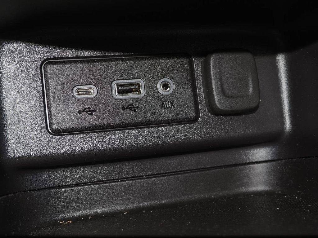Certified 2024 Chevrolet Equinox LT FWD image 13