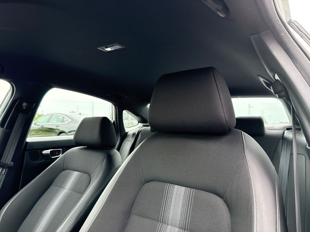 Certified 2025 Honda Civic Sport image 19