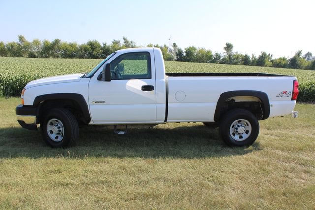 Used 2007 Chevrolet Silverado 3500 4x4 Regular Cab w/ Skid Plate Package image 3