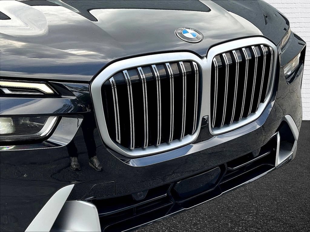 Used 2024 BMW X7 xDrive40i w/ Premium Package AWD/4WD image 29